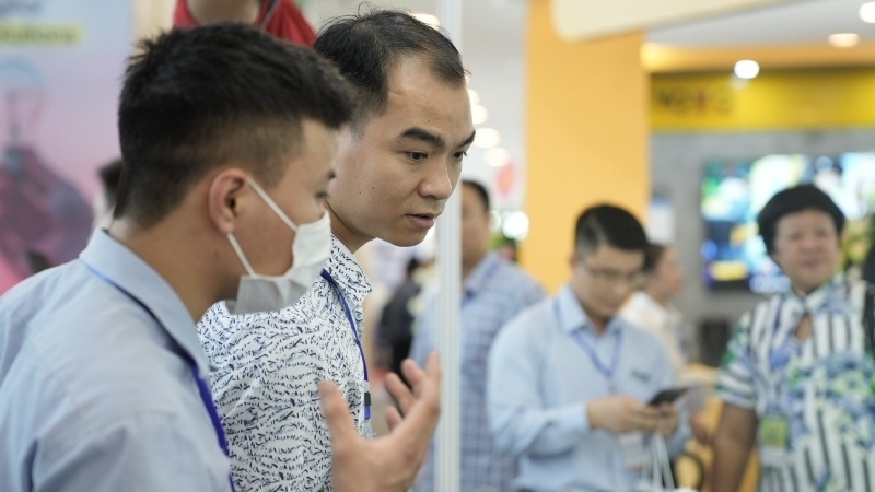 tinh chuyen nghiep va nhat quan trong quy trinh ban den tu doi ngu nhan vien mikyo