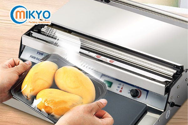 Đặc điểm nổi bật của máy quấn màng co thực phẩm