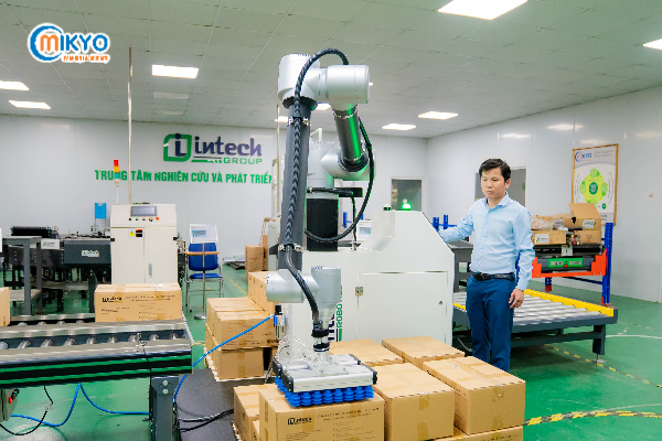 Trạm robot bốc xếp