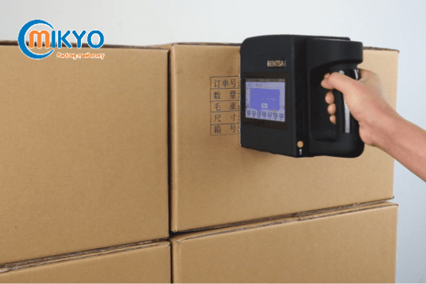 Ứng dụng máy in phun trong ngành công nghiệp